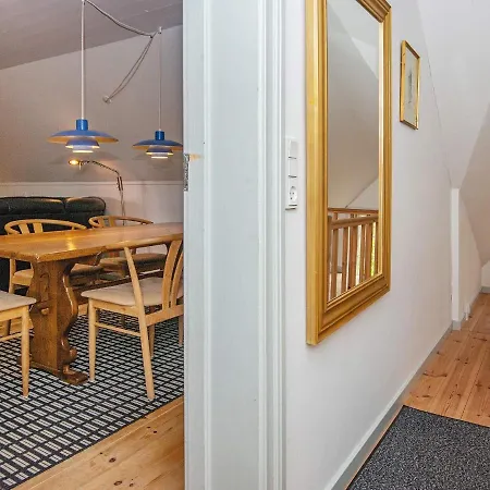 Apartment 4 Person In Fan Fano